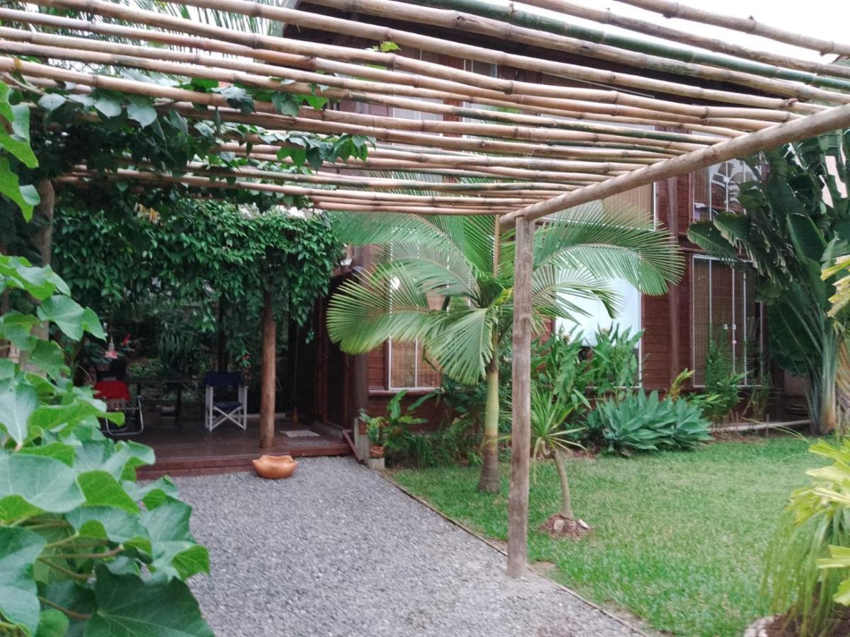 Casa Alquiler En Bombas Bombinhas Villa Esterno foto